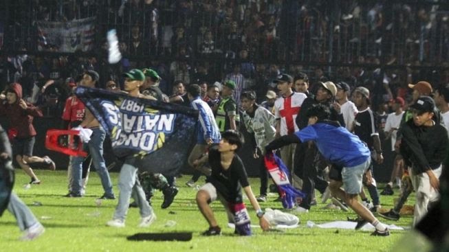 Tragedi Stadion Kanjuruhan Malang
